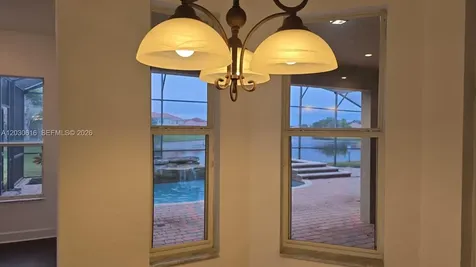2802 Quiet Water Trail Kissimmee FL 34744