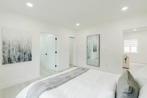 2101 SW 16th Terrace Miami FL 33145
