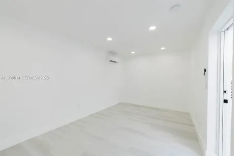 2101 SW 16th Terrace Miami FL 33145