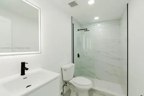 2101 SW 16th Terrace Miami FL 33145