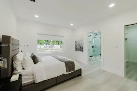2101 SW 16th Terrace Miami FL 33145