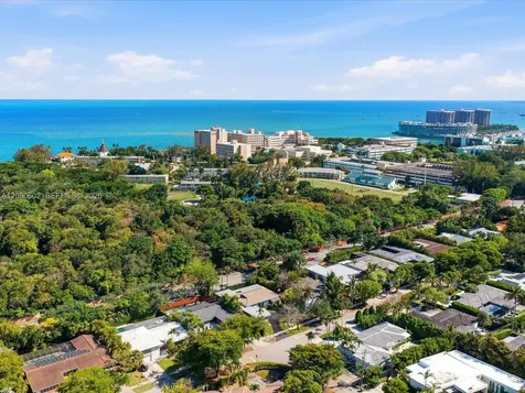 291 E Shore Drive E Miami FL 33133