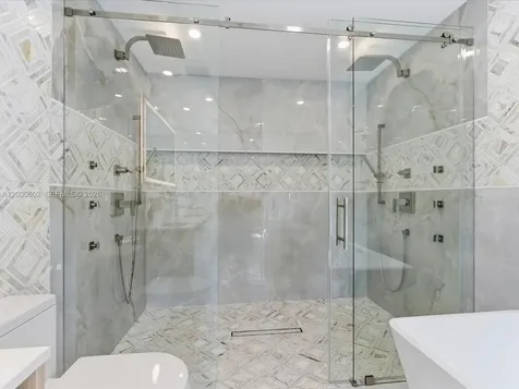 291 E Shore Drive E Miami FL 33133
