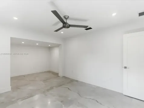 291 E Shore Drive E Miami FL 33133