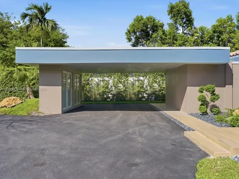 291 E Shore Drive E Miami FL 33133