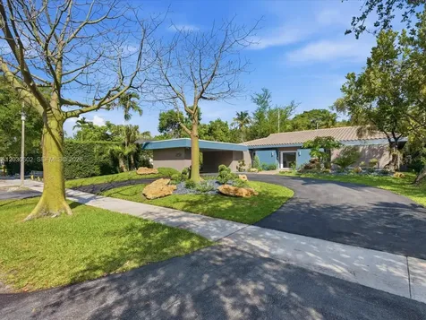 291 E Shore Drive E Miami FL 33133