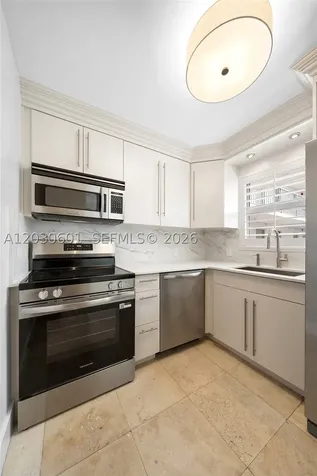 1610 Lenox Avenue Miami Beach FL 33139