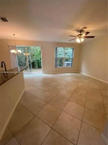 5236 SW 77th Way Davie FL 33328