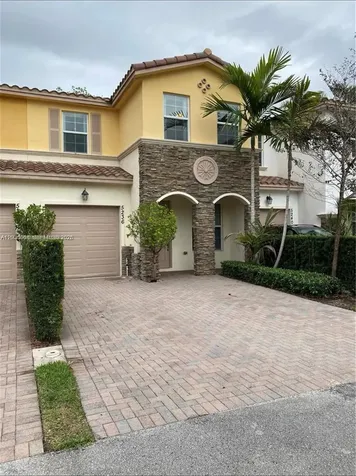 5236 SW 77th Way Davie FL 33328