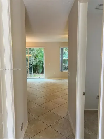 5236 SW 77th Way Davie FL 33328