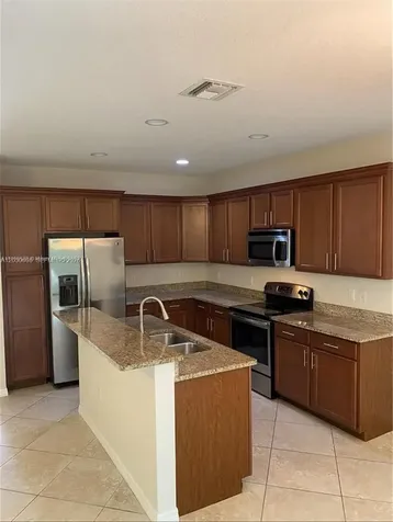 5236 SW 77th Way Davie FL 33328