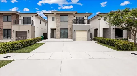 229 NW 12th Court Florida City FL 33034