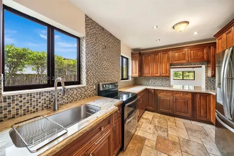 6311 SW 65th Avenue South Miami FL 33143