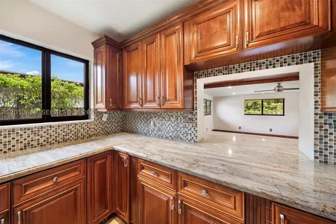 6311 SW 65th Avenue South Miami FL 33143