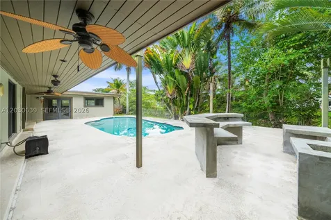6311 SW 65th Avenue South Miami FL 33143