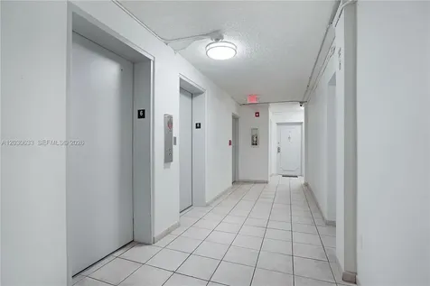 245 18th Street Miami Beach FL 33139