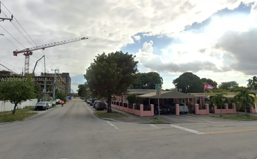 890 E 28th Street Hialeah FL 33013