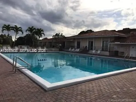 4174 Inverrary Drive Lauderhill FL 33319