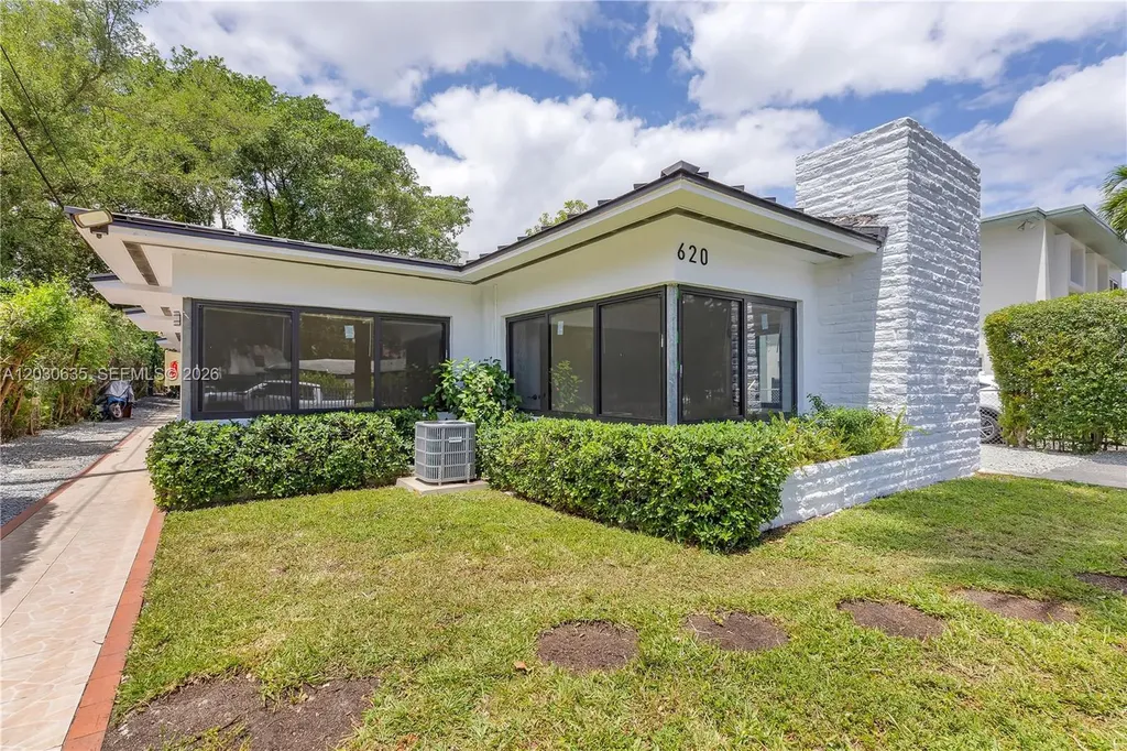 620 SW 6th Avenue Miami FL 33130