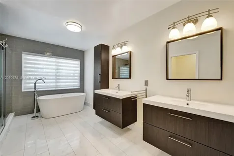 1958 NW 171st Avenue Pembroke Pines FL 33028