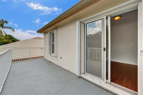 1958 NW 171st Avenue Pembroke Pines FL 33028