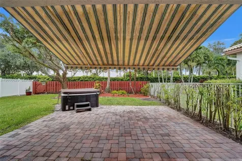 1958 NW 171st Avenue Pembroke Pines FL 33028