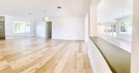 19340 NE 18th Court Miami FL 33179