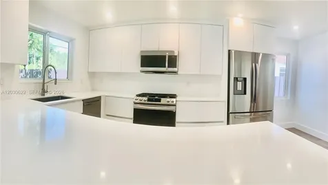19340 NE 18th Court Miami FL 33179