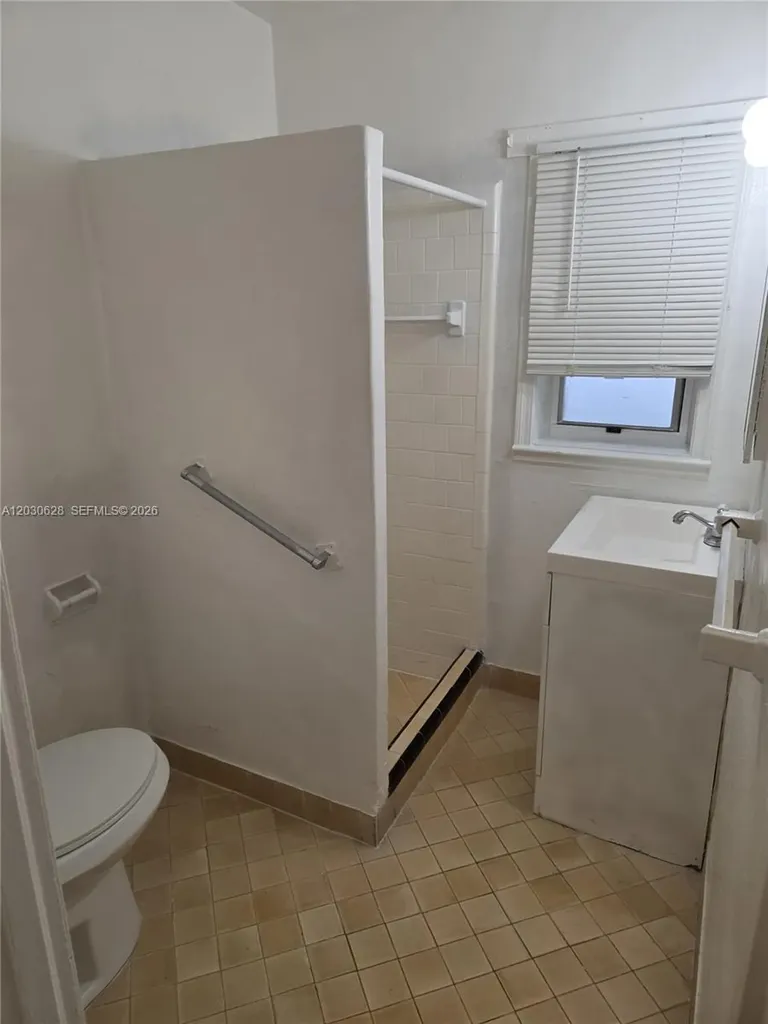 5605 Taylor Street Hollywood FL 33021