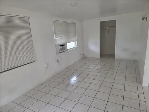 5605 Taylor Street Hollywood FL 33021