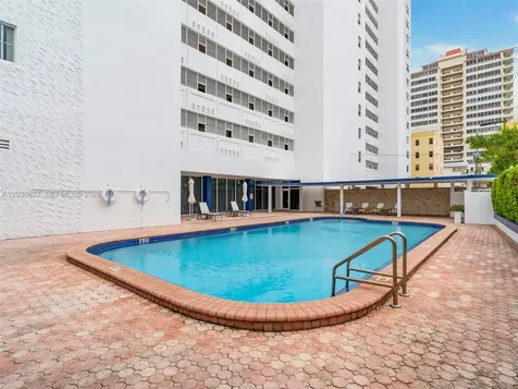 6450 Collins Avenue Miami Beach FL 33141