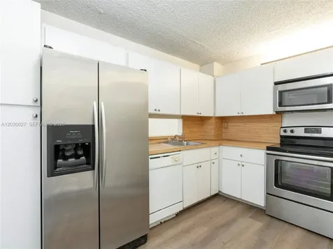 6450 Collins Avenue Miami Beach FL 33141