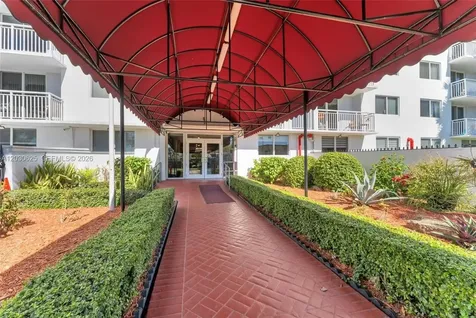 1251 NE 108th Street Miami FL 33161