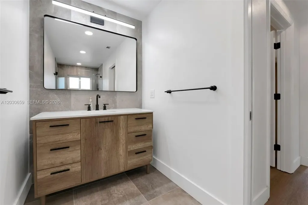 6341 NE 22nd Avenue Fort Lauderdale FL 33308