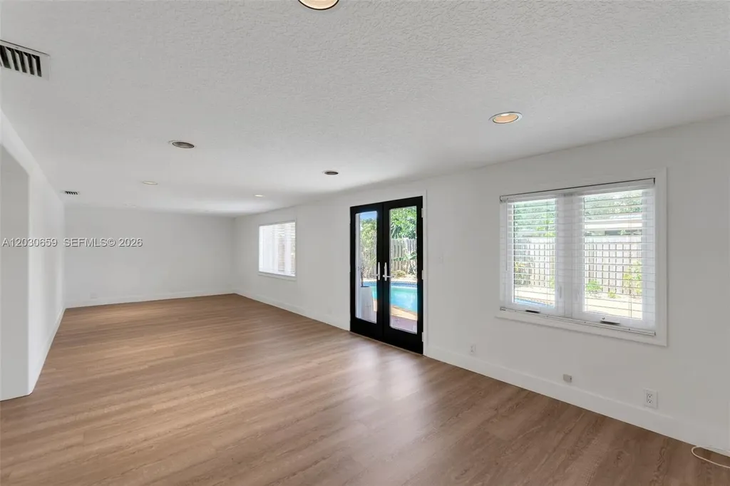 6341 NE 22nd Avenue Fort Lauderdale FL 33308