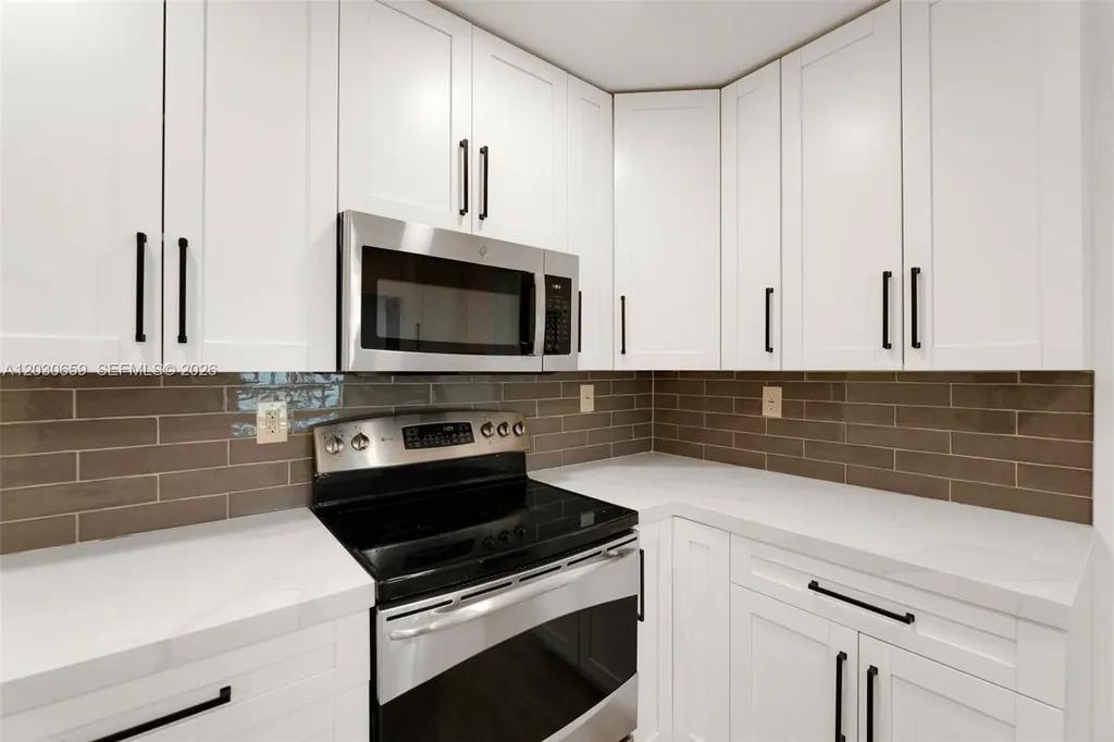 6341 NE 22nd Avenue Fort Lauderdale FL 33308