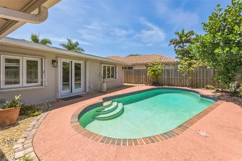6341 NE 22nd Avenue Fort Lauderdale FL 33308