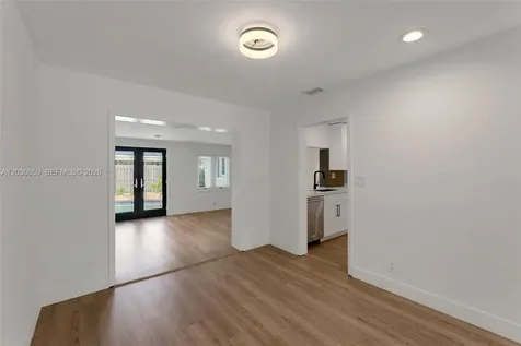 6341 NE 22nd Avenue Fort Lauderdale FL 33308