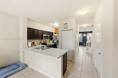 142 SE 28th Terrace Homestead FL 33033
