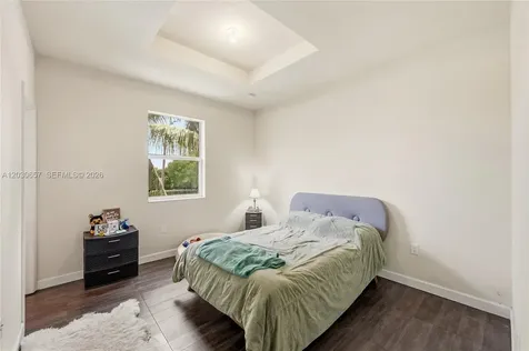 142 SE 28th Terrace Homestead FL 33033