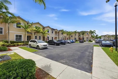 142 SE 28th Terrace Homestead FL 33033