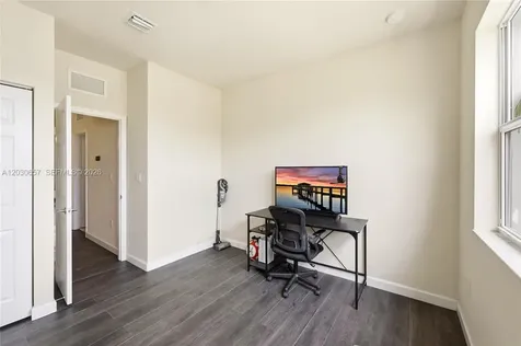 142 SE 28th Terrace Homestead FL 33033