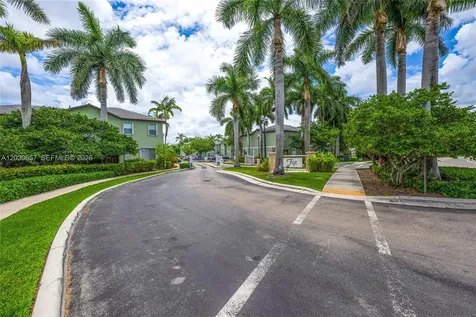 142 SE 28th Terrace Homestead FL 33033