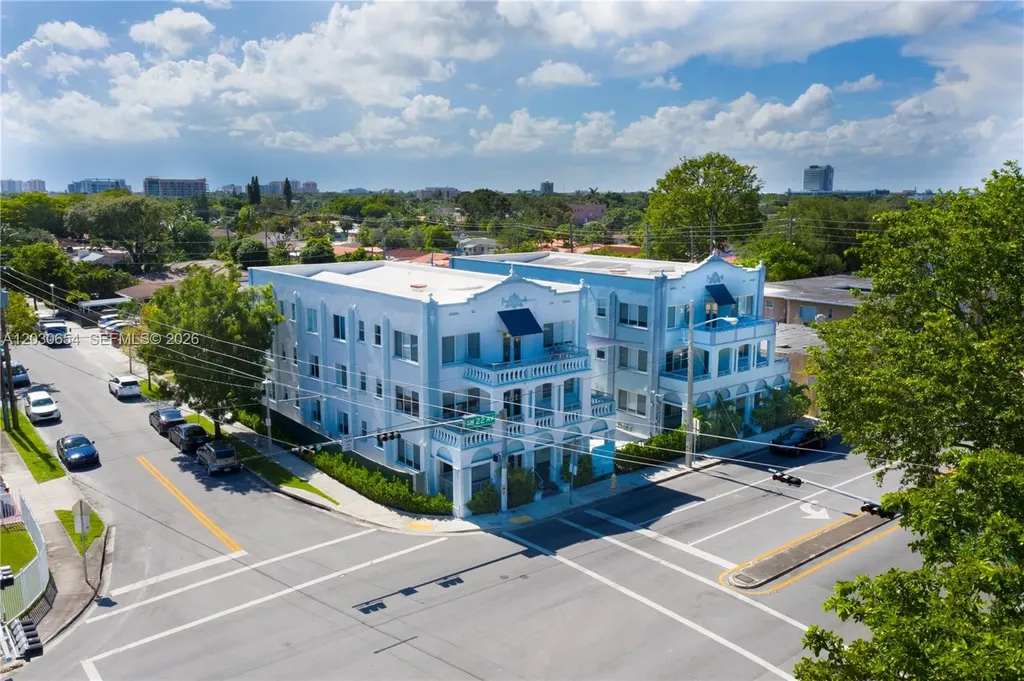 1814 SW 22nd Avenue Miami FL 33145