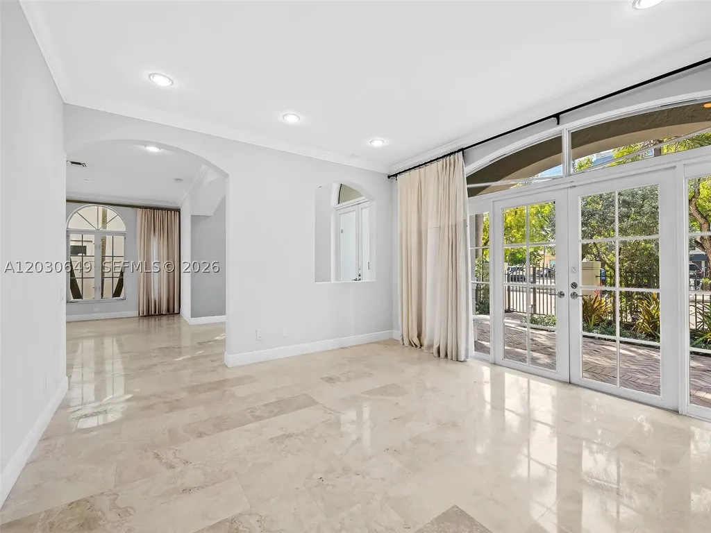 821 SE 2nd Court Fort Lauderdale FL 33301