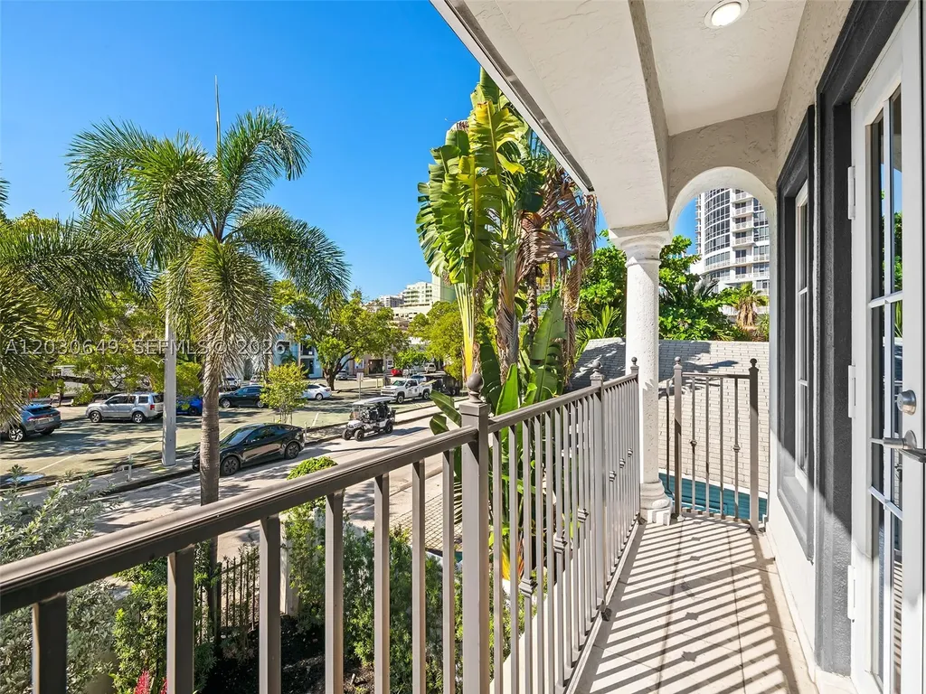 821 SE 2nd Court Fort Lauderdale FL 33301
