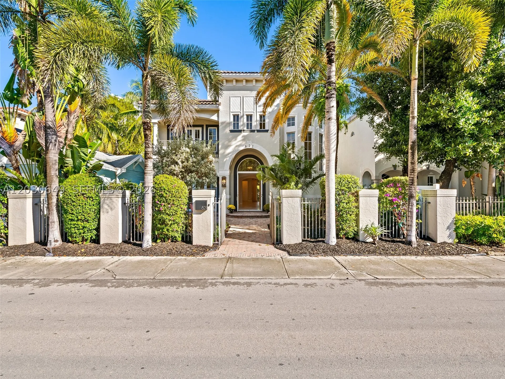 821 SE 2nd Court Fort Lauderdale FL 33301