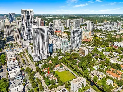 821 SE 2nd Court Fort Lauderdale FL 33301