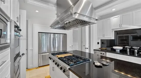 260 Cape Florida Drive Key Biscayne FL 33149