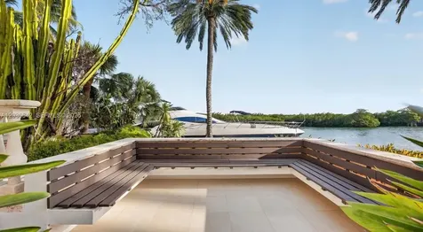 260 Cape Florida Drive Key Biscayne FL 33149